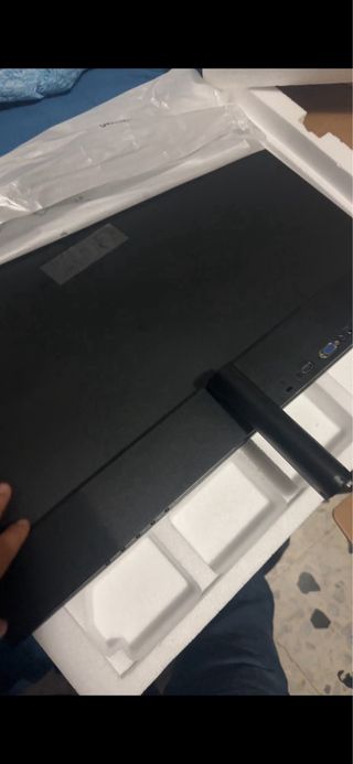 Monitor AOC 27 FHD 3 Sided Frameless