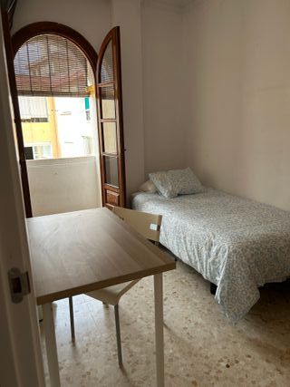 Piso 2 hab. Calle Onieva, Lucena