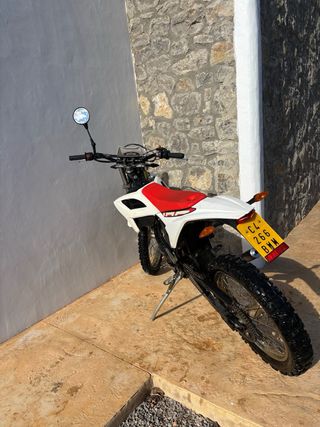 Beta RR 50 2T Estándar 2021