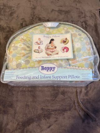 Cojín de lactancia Boppy