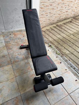 Banco de pesas y abdominales Decathlon