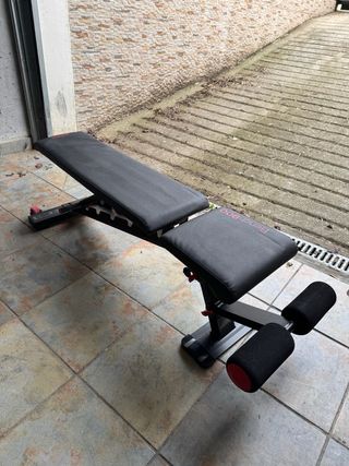 Banco de pesas y abdominales Decathlon
