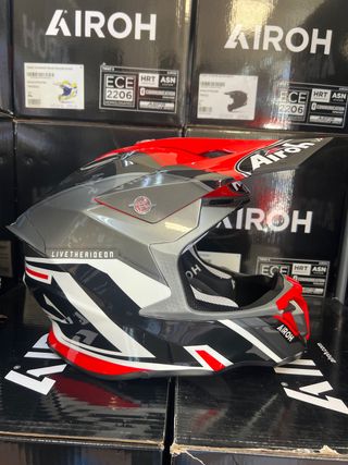 Casco Moto XS Cross Airoh Twist 2