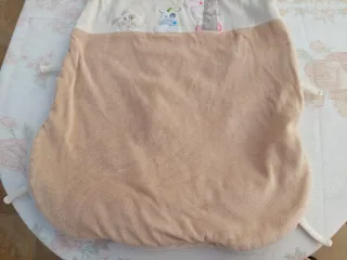 Saco bebé . Medidas en descripción