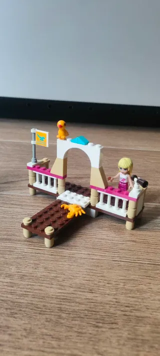 Lego Friends 3063 Heartlake Flying Club