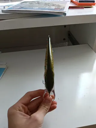 Señuelo de pesca de trucha para lucio