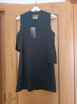 Vestido mini negro Zara nuevo con etiqueta