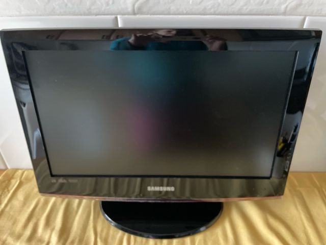 Televisor Samsung Nero e Dorato