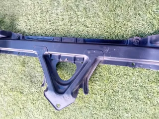 Traviesa radiador inferior Mercedes W169 W245