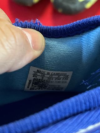 Zapatos de fútbol para niño