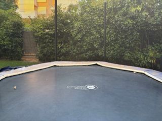 Cama elástica con red de seguridad octogonal