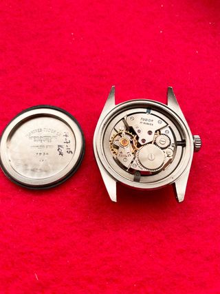 Tudor Oyster Royal de rolex