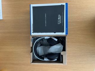 PS5 Slim Digital + Cuffie