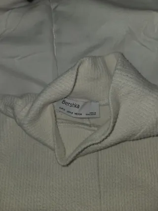 Jersey blanco manga larga crop top