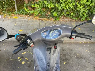 Peugeot Vivacity 50cc Plata