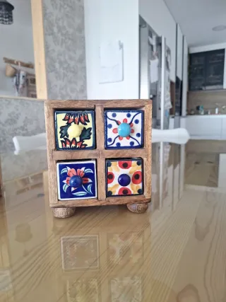 Espejo y Joyero Artesanal