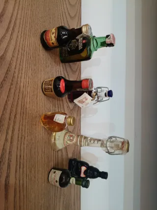 Stock 8  bottiglie vintage