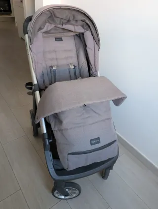 Passeggino Inglesina Áptica con seggiolino e ovetto