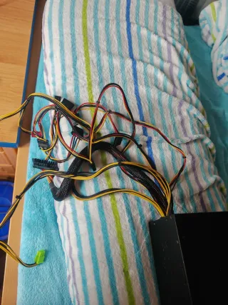 3 Fuentes de alimentación 80 plus