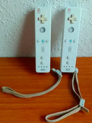 2 Mandos Originales Nintendo Wii con Correas