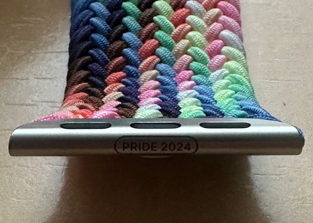 Apple Watch 41mm. Pride 2024 Braided Solo Loop 5
