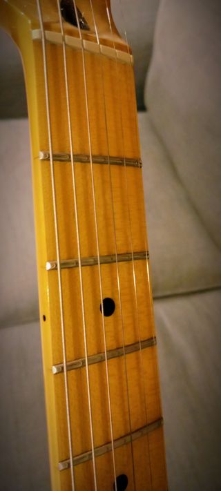 Fender Modern Player Telecaster Plus