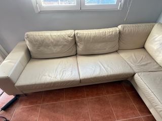 Sofá Bo Concept 5 plazas beige cuero