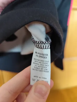 Chaqueta Real Madrid Rosa y Negra