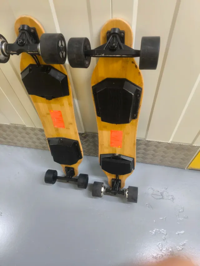 2 Longboard eléctrico Mansion Skateboards