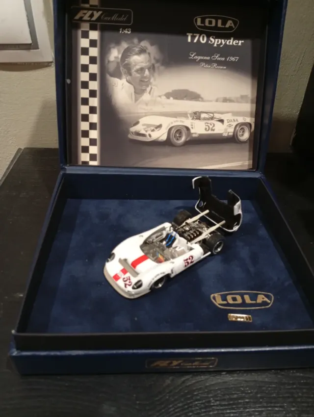 Miniatura do Carro Fly Lola T70 Spyder 1:43