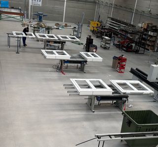 Ventanas y puertas de PVC y Aluminio CORTIZO