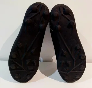 Zapatillas fútbol marca Kipsta