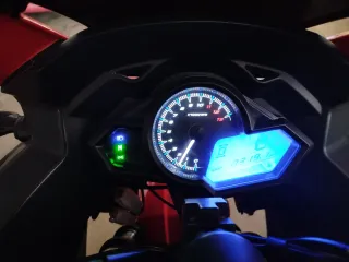 Moto GOES 125Gp Roja y Negra