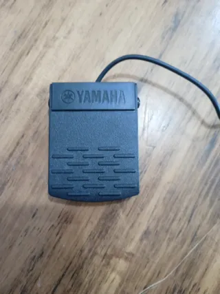 Pedal Sustain Piano Yamaha Eléctrico