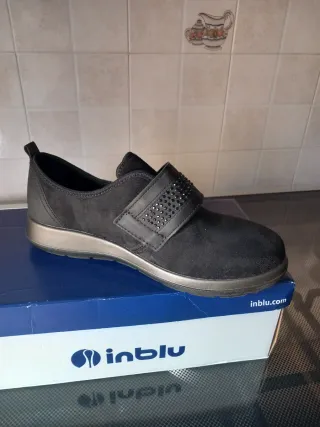 Sneakers donna Inblu nere con strass