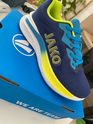 Zapatillas running JAKO talla 41