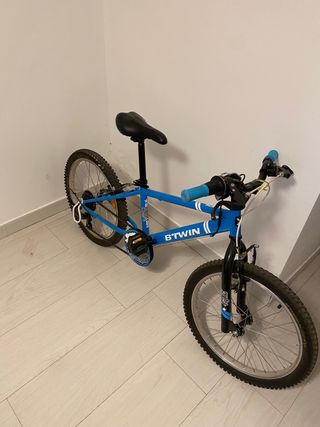 Bicicleta infantil azul