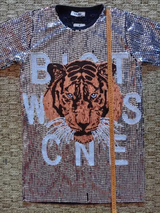 Precioso Vestido Lentejuelas tigre Talla L