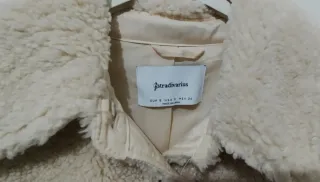 Abrigo borrego beige oversize.