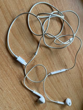 Auriculares Apple iPhone Blancos