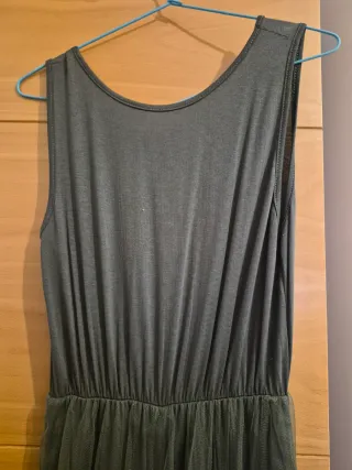 Vestido largo verde militar sin usar