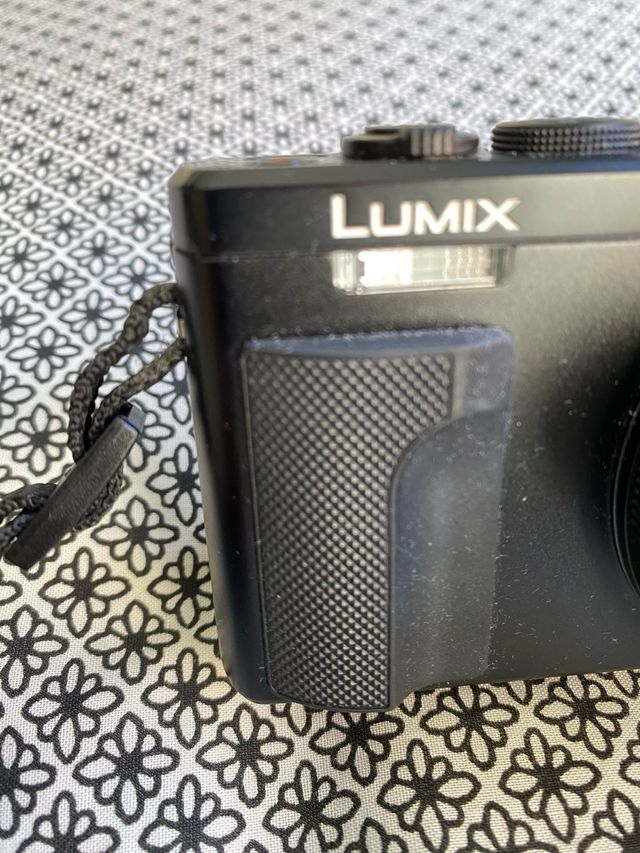 Cámara Panasonic Lumix DMC-TZ80 + Batería