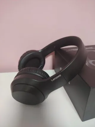 Auriculares inalámbricos Lenovo negros