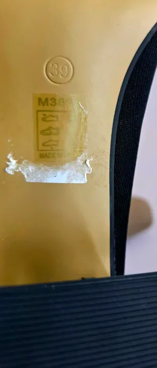 Botas tacón medio beige y negro