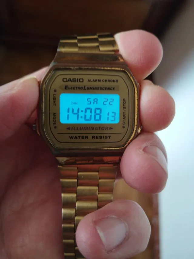 Reloj Casio Dorado