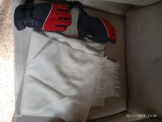 Conjunto Guantes y Bufanda Nieve.