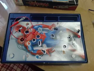 Juego Operación Spiderman Origins MB