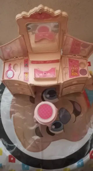 Toeletta Vanity Barbie