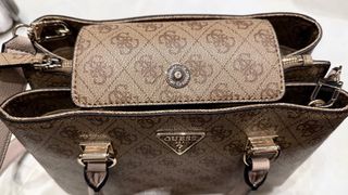 Bolso Guess Beige y Marrón