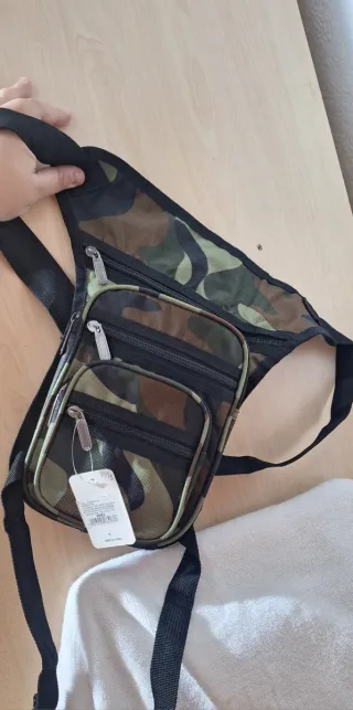 Riñonera de muslo camuflaje